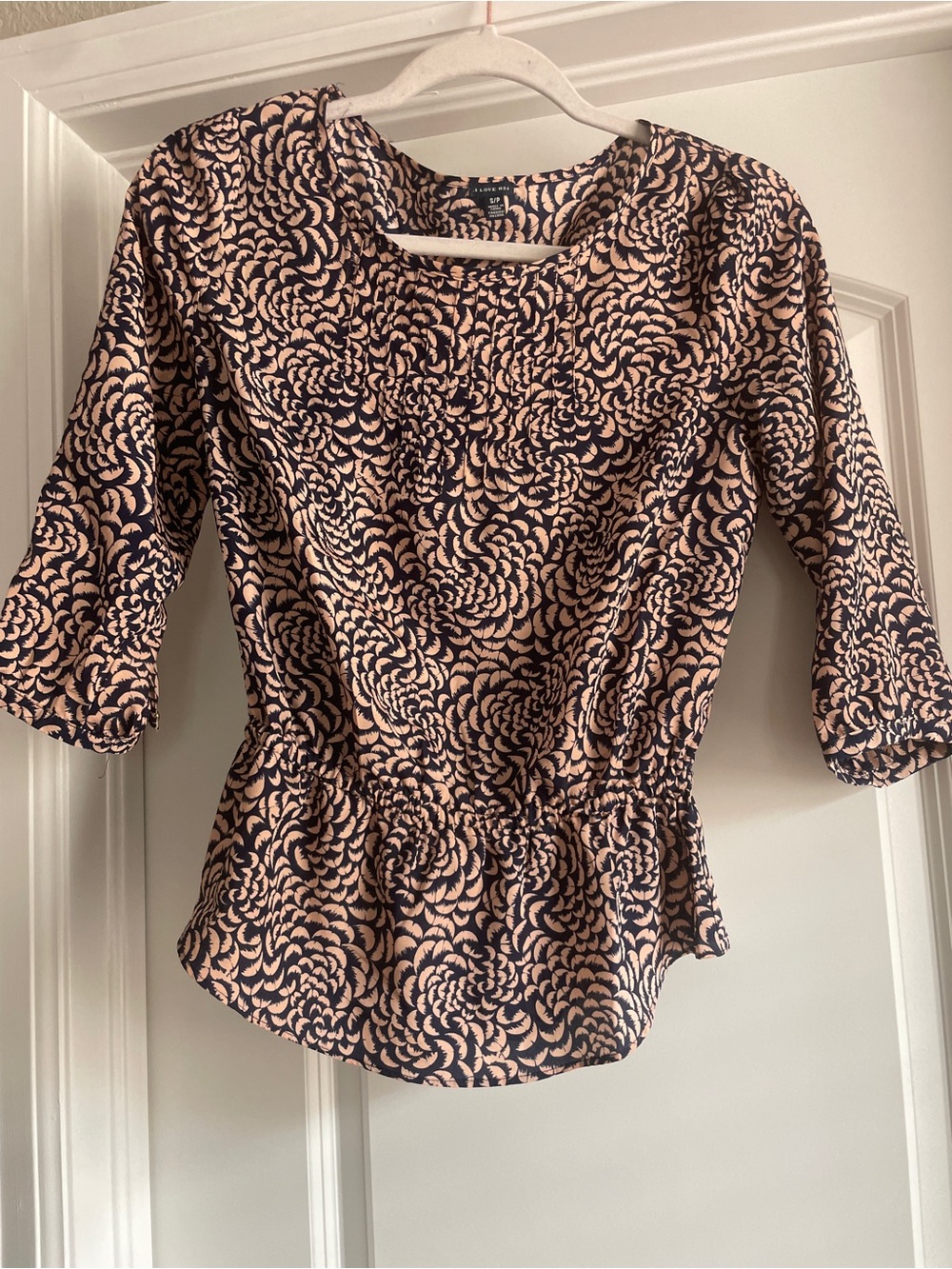 Forever 21 Navy & Blush Floral-Print Peplum Blouse Cinched Waist Size Small